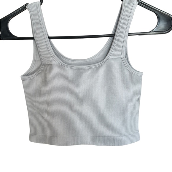 Stylish Ribbed Crop Top - Light Gray - Picture 2 of 2